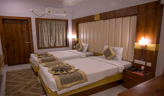 Deluxe Bedroom